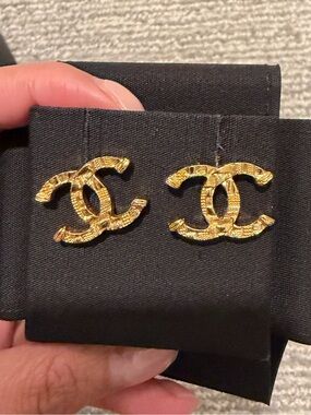 CHANEL CC Gold Stud Earrings